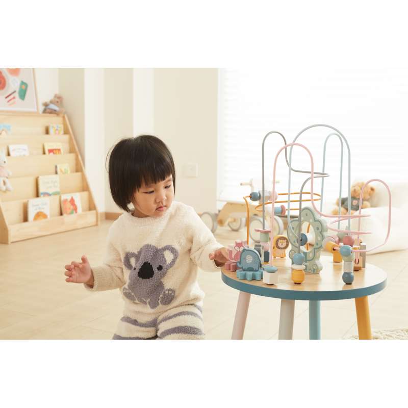 Kid'oh Activity table with ball spirals
