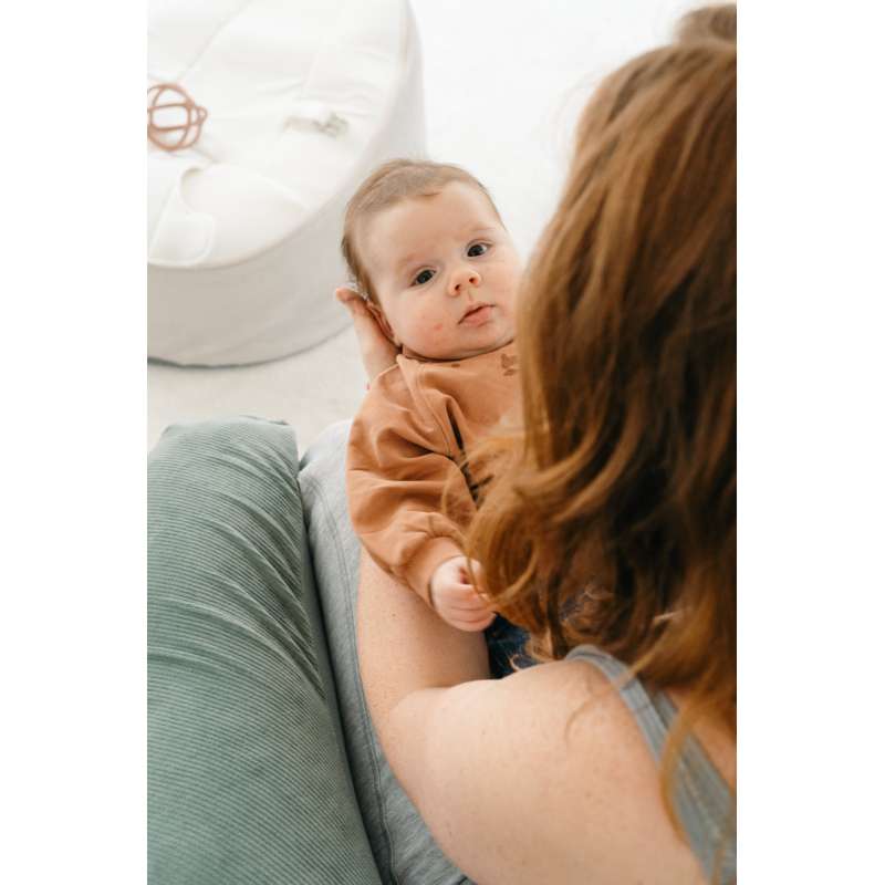 Doomoo Amme-/Graviditetspude - Manchester Khaki