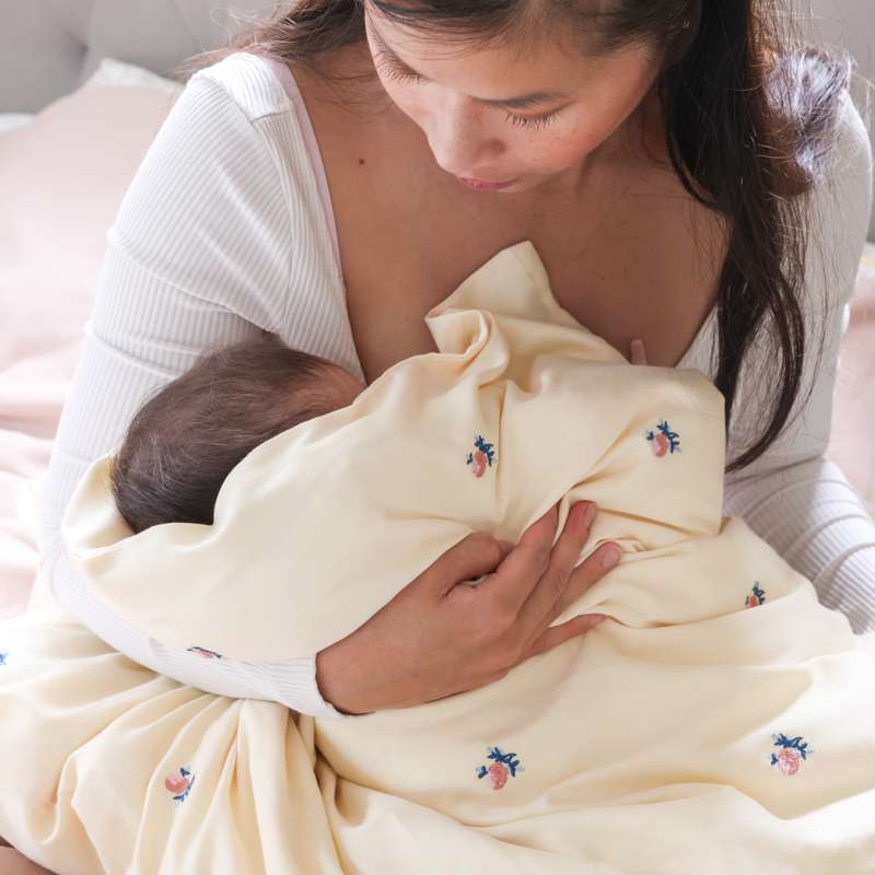 Cam Cam Copenhagen Lenjerie de pat - Bebeluș - Brodat - GOTS - Berries