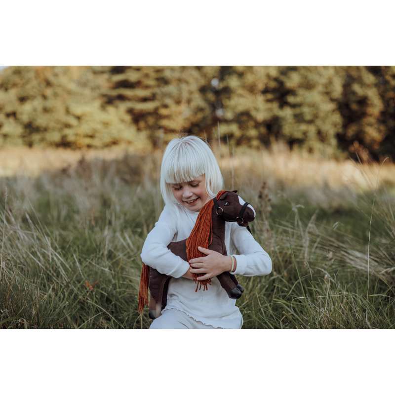 By Astrup Knuffelpony - 30 cm. - Pixie - Brun