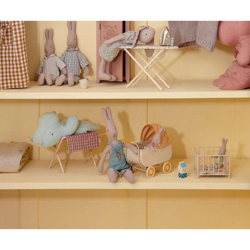 Maileg Laufstall - Maus und Miniatur