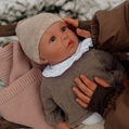Dolls 