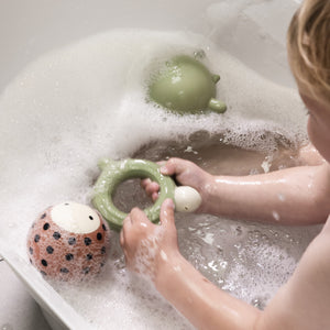 Bath toy and bath fun 