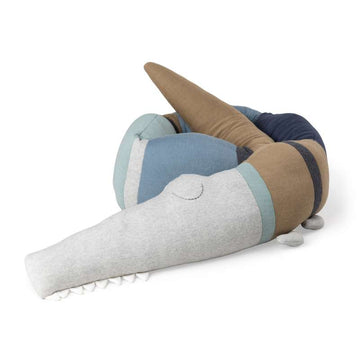 Sebra Strikket Pude - Sleepy Croc - Dusty Blue Mix