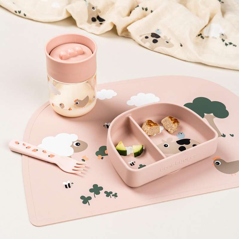 Done by Deer Treningskopp - 360° - Tiny Farm - Pudder 