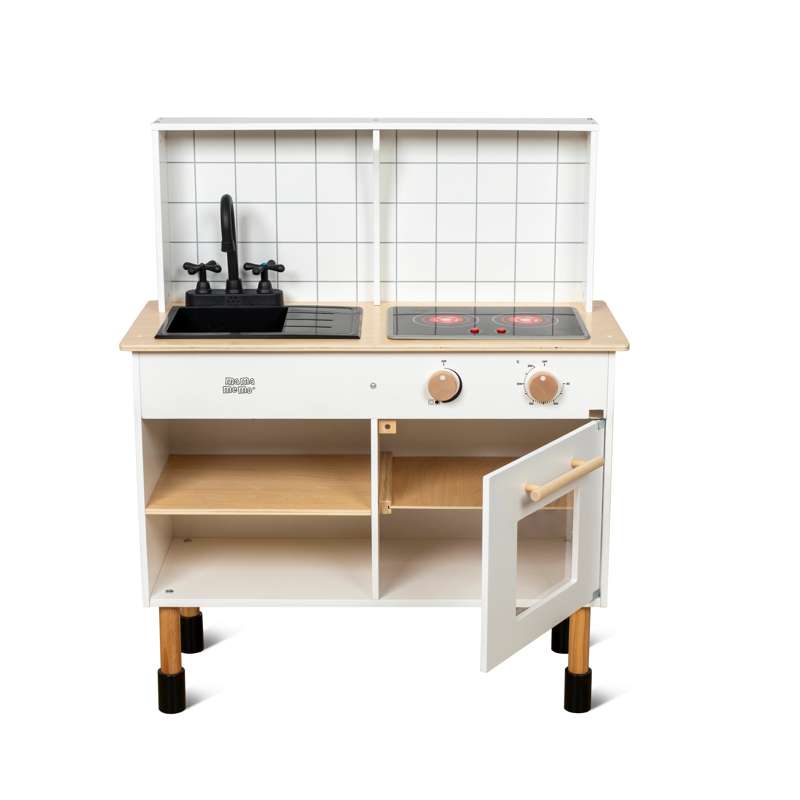 MaMaMeMo The toy kitchen with electric stove 