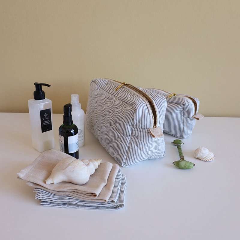 Cam Cam Copenhagen Toiletry bag - OCS - Classic Stripes Blue/Praline 