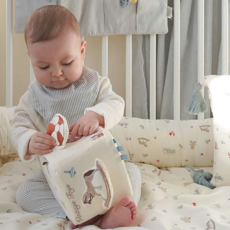 Cam Cam Copenhagen Activitate zar - OCS - Jucării vintage 