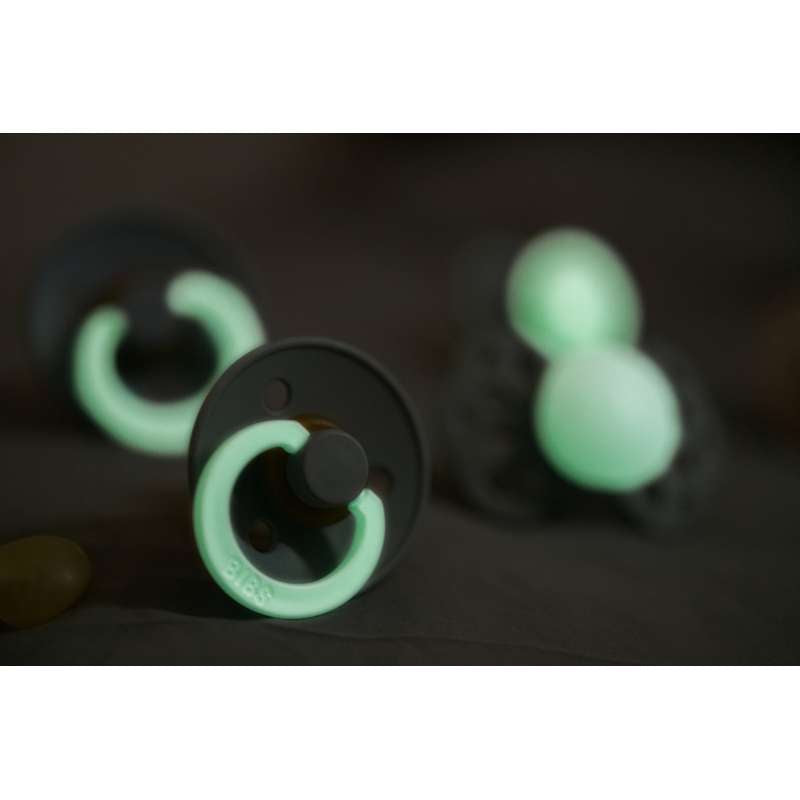 Bibs Στρογγυλή Colour Πιπίλα - bundle - 8 τεμ. - μεγ. 3 - GLOW - Ρουζ 