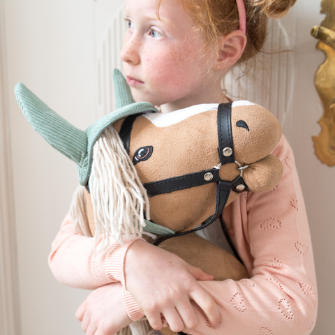 By Astrup - Игра с дървени кончета 