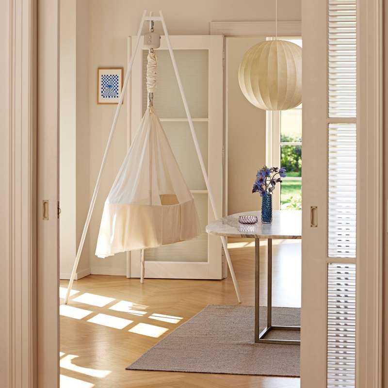 Pomoč Bundle - Premium - Otroška posteljica z motorjem in posteljno stojalo - Naraven 