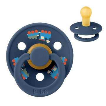 BIBS Rund Colour Sut - Str. 1 - Naturgummi - Holiday Train - Steel Blue