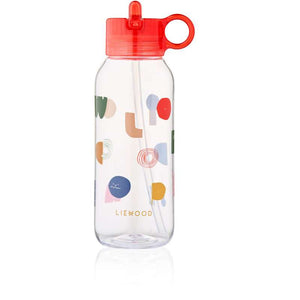 Liewood Yang Trinkflasche - Tritan mit Silikonhülle - 500 ml. - Charaktere/Sandy 
