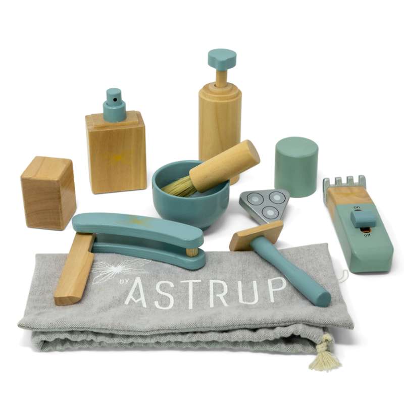 By Astrup Wooden Barber Set - 8 pieces
