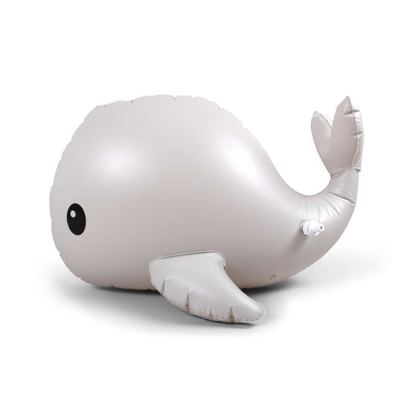 Sprinkler toy – Christian the whale