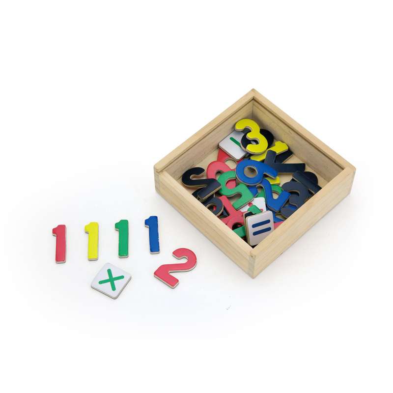 Kid'oh Magnet numbers in a wooden box