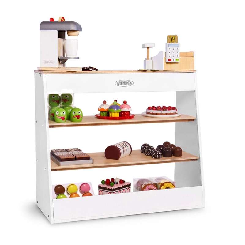 MaMaMeMo Confectioner bakery counter